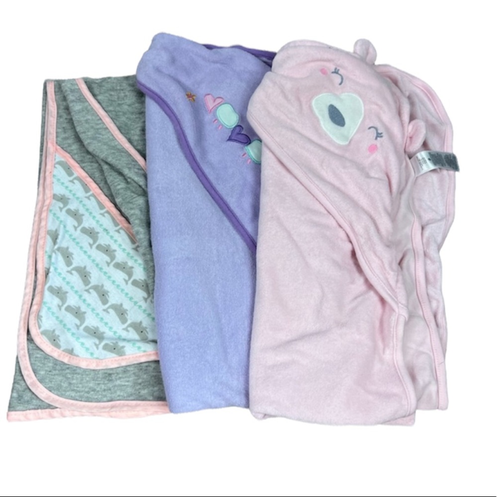Bundle of 3 Hooded Baby Girl Bath Towels